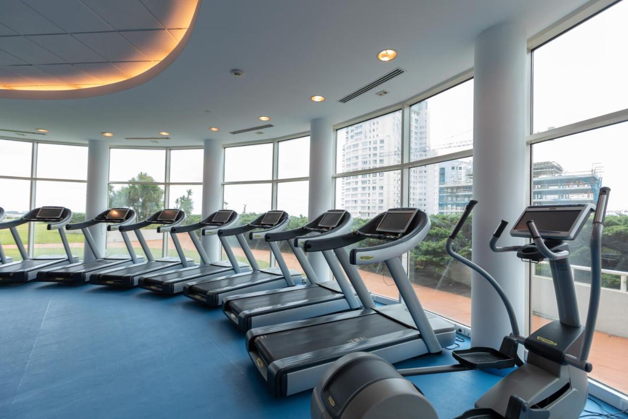 ホテル エンジョイ プンタ デル エステ プンタ・デル・エステ エクステリア 写真 A row of treadmills