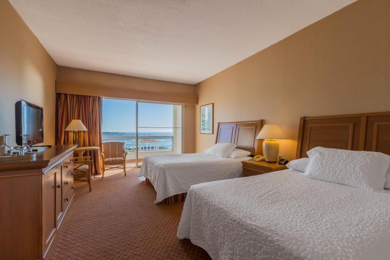 ホテル エンジョイ プンタ デル エステ プンタ・デル・エステ エクステリア 写真 A guest room at the Hilton San Diego Bayfront